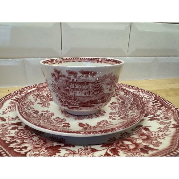 Tea Cups Red Pink Royal Staffordshire England Alfred Meakin TONQUIN TRIO rare - Picture 3 of 8